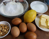 Foto del paso 1 de la receta: Pastel casero de mantequilla con avellanas