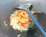 Foto langkah ke 2 dari resep Udang manis campur jamur tiram orak arik telur+sawi hijau.