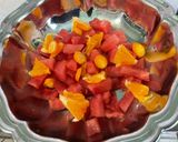 Une image de l'étape 8 de Salade multicolore à la pastèque et melon d'Espagne.