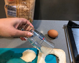 Foto del paso 1 de la receta: Huevo canasta