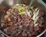 Foto langkah ke 5 dari resep Tumis Daging Sapi Kecap + Saus Tiram.
