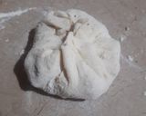 A picture of step 3 of Chicken qeema wala naan.