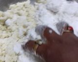 चावल खोया मोदक (Chawal Khoya Modak recipe in Hindi) रेसिपी चरण 2 फोटो