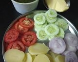 A picture of step 1 of Vegetable sandwich.