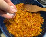 Foto del paso 4 de la receta: Arvejas con pimiento y longaniza