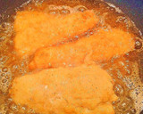 Foto del paso 3 de la receta: Filetes de merluza empanada con mermelada de tomate