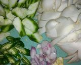 Foto langkah ke 1 dari resep Tumis Kisik Jamur berkuah.