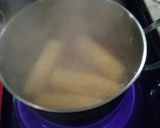 A picture of step 2 of Foolproof stove top corn on the cob.