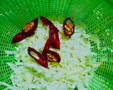 Foto langkah ke 1 dari resep Orek kol telor.