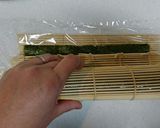 A picture of step 12 of Raw tuna and Sweet soysauce Maki-sushi.