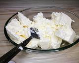 A picture of step 8 of No bake Raspberry cheese cake.