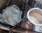 Fehérborban párolt csirkemell, párolt brokkoli, rizs recept fázis 3 fotója