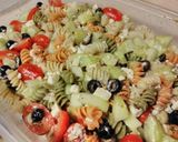 A picture of step 2 of Greek Pasta Salad.