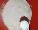 A picture of step 1 of Khasta Chicken Kachori.
