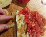 Foto del paso 2 de la receta: Ensaladilla picante de aguacate y cangrejo