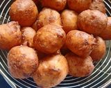 Gambar langkah 3 resipi Cekodok Pisang.