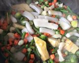Foto del paso 1 de la receta Paella de choco y verduras🐙🥘🦐