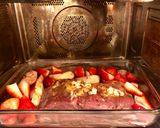 Foto del paso 7 de la receta: #LaCocinaNosUneMi bife de chorizo (entrecot en España) al vino rojo y frutos de estación