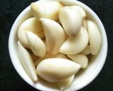 दाढ्याच्या खाऱ्याचं सुकं (fish recipe in marathi) रेसिपी स्टेप 2 फोटो 