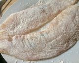 Foto del paso 2 de la receta: Cocina para enamorar: Lenguado a la grenoblesa