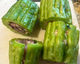 A picture of step 1 of Stuffed Bitter Melon Soup.