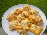 Fresh onions & Feta cheese pastry pockets