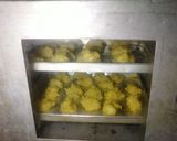 Foto langkah ke 5 dari resep Bergedel singkong oven.