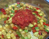 Foto del paso 5 de la receta: Pollo con pisto