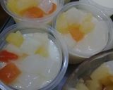 Foto langkah ke 2 dari resep Silky puding yumi with coktail.