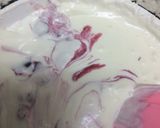 A picture of step 7 of Cherry ice cream.
