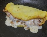 Foto del paso 4 de la receta: Quesadilla🌮de pollo🍗a mi manera🥯🧀🥑