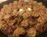 A picture of step 3 of Vodka meatballs Spagetti.