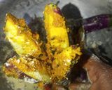 A picture of step 3 of Stuffed Eggplant Fry.