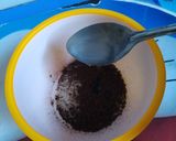 Foto langkah ke 1 dari resep Dalgona Coffee no mixer.