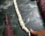 A picture of step 4 of Mithe khaje.