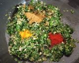 A picture of step 3 of Aloo methi ki sabji.