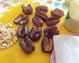 Foto del paso 1 de la receta: Dátiles con crema de cacahuete y chocolate