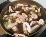 รูปขั้นตอนการทำที่ 3 ของ ปีกไก่เต็มต้มน้ำปลา
