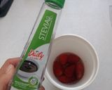 Foto del paso 2 de la receta: Licuado super light de fresas