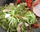 Foto langkah ke 4 dari resep Sambal Goreng Labu Siam.