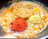 A picture of step 2 of Rajma chaval.