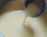A picture of step 4 of Mango flavour fruit and jelly custard.