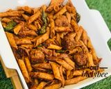 A picture of step 6 of Italian chicken pasta.