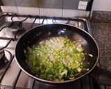 Foto del paso 1 de la receta: Mostacholes con salsa de puerros