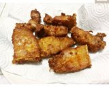 รูปขั้นตอนการทำที่ 5 ของ 🐷หมูสามชั้น​ทอดน้ำปลาThai deep fried pork belly with fish sauce