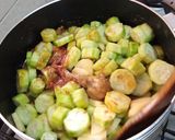 A picture of step 6 of Ridge Gourd (Turai) With Chicken Wings.