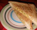 A picture of step 4 of Simple Bread Sandwich.