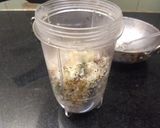 A picture of step 2 of Garlic chutney.