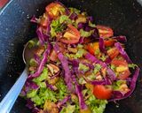 Foto del paso 6 de la receta: Ensalada fresca fácil veraniega ❤️🍑🍅🥬🌺❣️