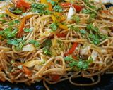 A picture of step 7 of Veg Chilli Garlic Noodles.